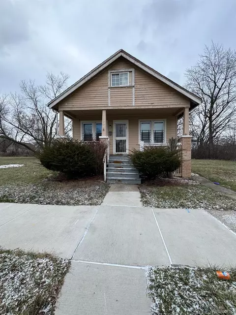 9986 Quincy St, Detroit, MI 48204