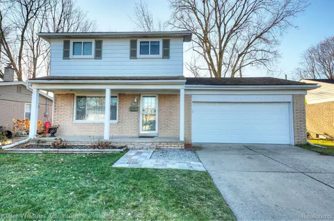 7865 Kaiser St, Canton, MI 48187