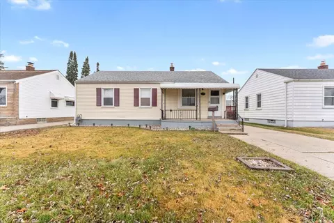12391 Agnes St E, Southgate, MI 48195