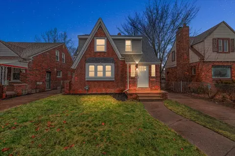9914 Yorkshire Rd, Detroit, MI 48224