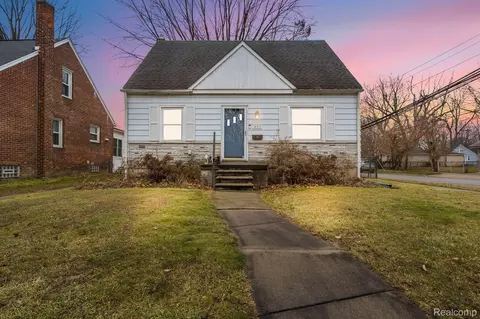 18315 Garfield, Redford, MI 48240