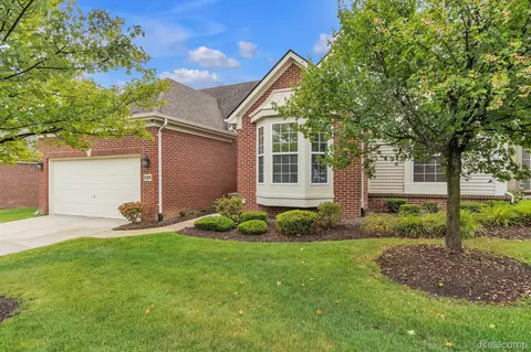 1134 Andover Cir, Commerce, MI 48390
