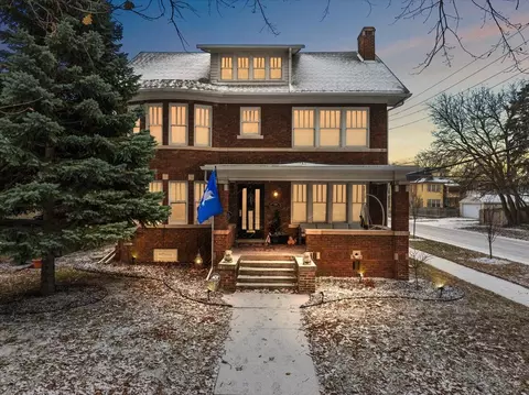 1557 Longfellow St, Detroit, MI 48206