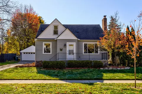 920 Ottawa Dr, Royal Oak, MI 48073
