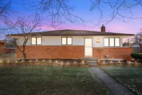 20788 Marvindale St, Clinton Township, MI 48035