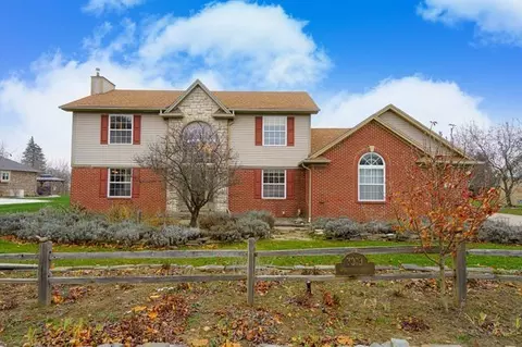 7019 White Tail Dr, Grand Blanc, MI 48439