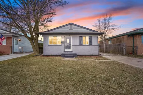 19805 Vermander Ave, Clinton Township, MI 48035