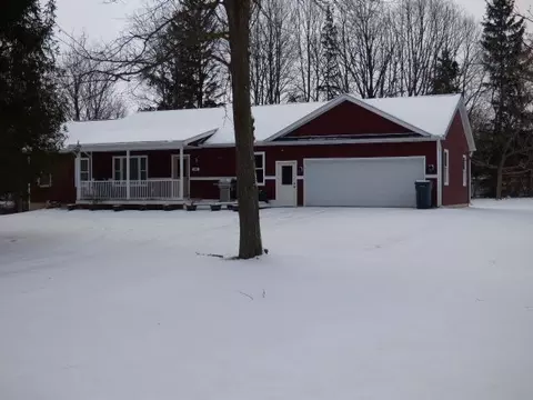 1531 N Saginaw St, Mayfield, MI 48446