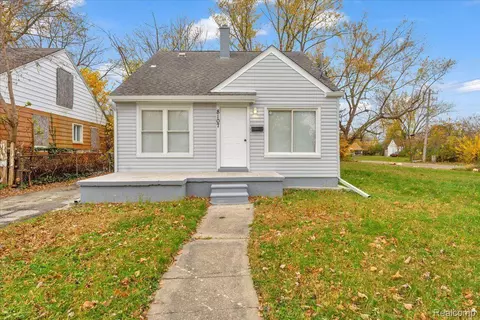 8107 Artesian St, Detroit, MI 48228