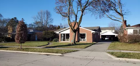 27614 Barkley St, Livonia, MI 48154