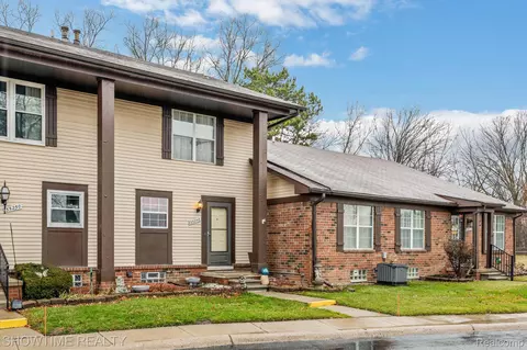 35248 Bristlecone, Clinton Township, MI 48035