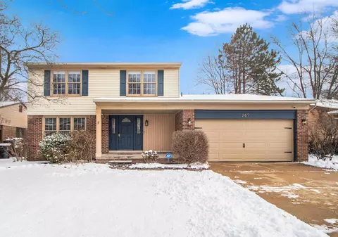 289 Kings Way St, Canton, MI 48188