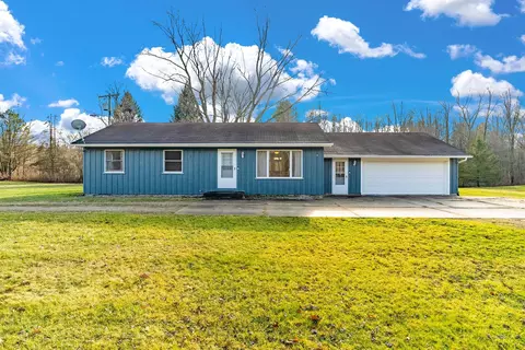 7021 Yager Rd, St. Clair, MI 48079