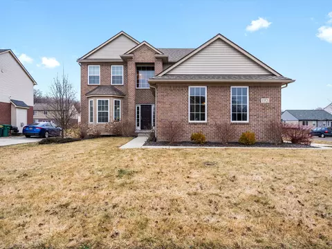 13521 S Cumberland Dr, Van Buren, MI 48111