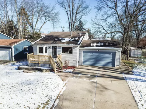 2056 Royalton, Wixom, MI 48393