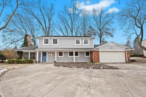 4675 Quarton Rd, Bloomfield Hills, MI 48301