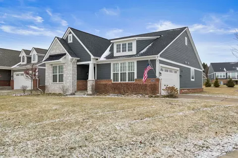 17266 Garden Ridge Ln, Northville, MI 48168