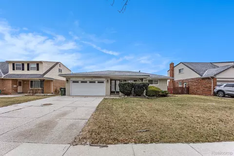 4238 Angeline Dr, Sterling Heights, MI 48310