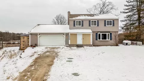 10200 Buckhorn Lake Rd, Rose, MI 48442