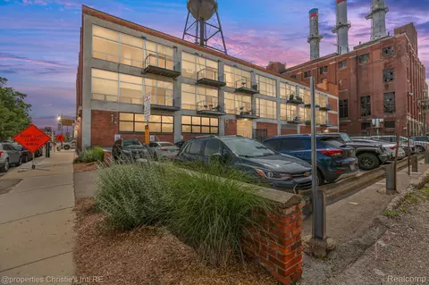 55 W Canfield St #214, Detroit, MI 48201