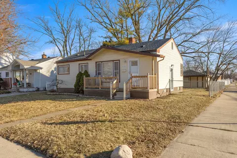 612 Gilman St, Garden City, MI 48135
