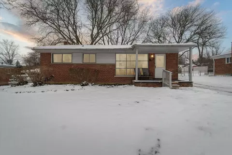 343 N Tilmor Dr W, Waterford, MI 48328