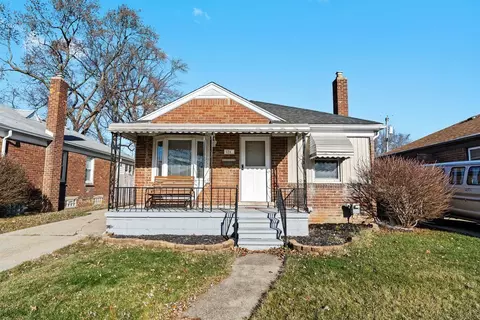 8241 Kaltz, Center Line, MI 48015