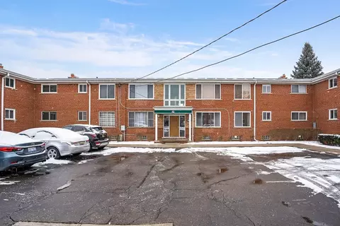 359 N Eton St #10, Birmingham, MI 48009