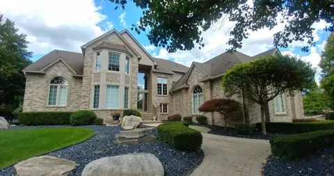 13209 Diegel Dr, Shelby Township, MI 48315