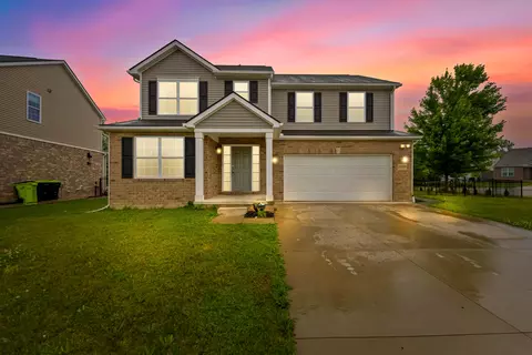 48109 Flatbush Cir, Macomb, MI 48042