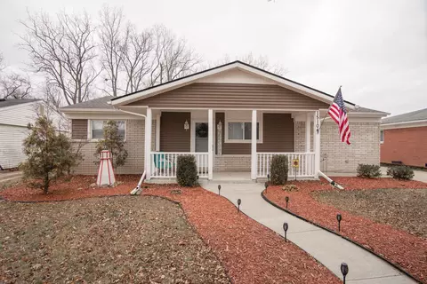 15104 Siebert St, Taylor, MI 48180