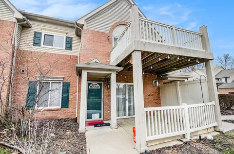 356 Marigold Cir, Westland, MI 48185