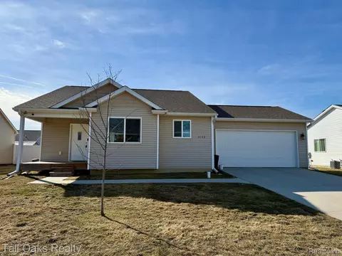 3152 Dahlia Dr, Burton, MI 48519