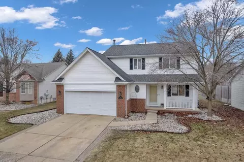 199 Cherry Dr, Troy, MI 48083