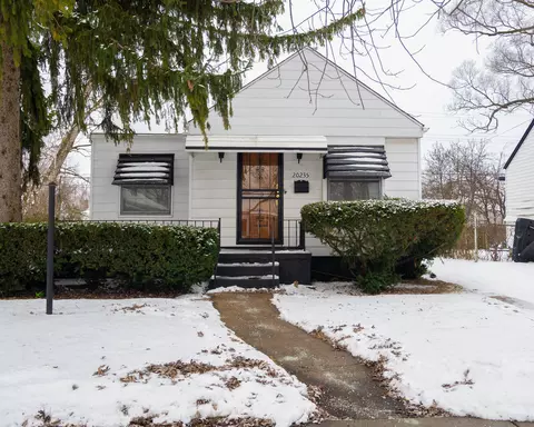 20235 Pinehurst St, Detroit, MI 48221