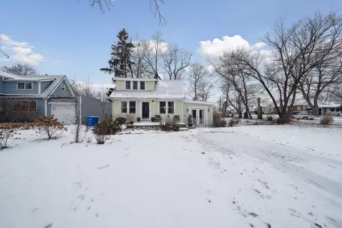 33 Downing, Waterford, MI 48328