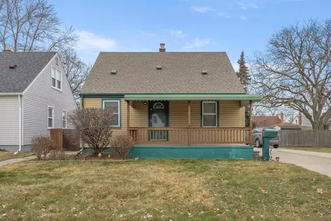 21730 Tuscany Ave, Eastpointe, MI 48021