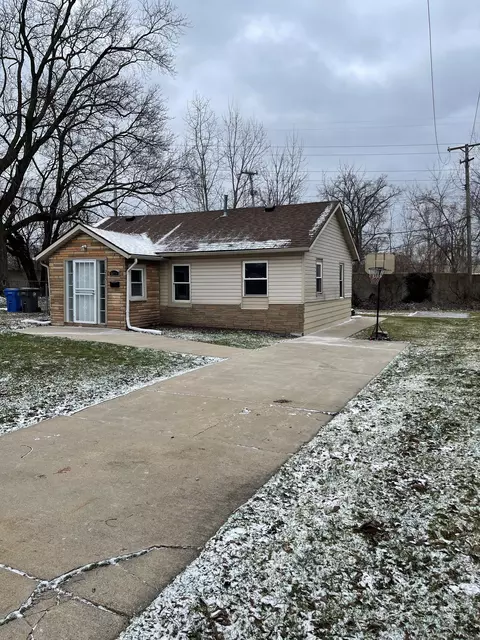 26511 Trowbridge St, Inkster, MI 48141