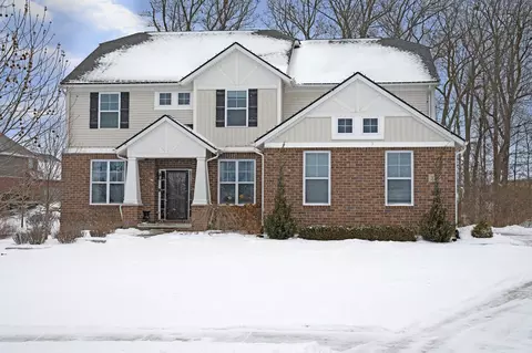 325 Eden Prairie Dr, Oakland, MI 48363