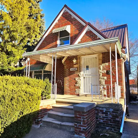 11240 Lansdowne St, Detroit, MI 48224