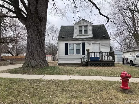 5990 Janet St, Taylor, MI 48180