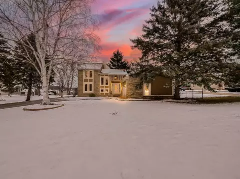 315 Oxbow, White Lake, MI 48386