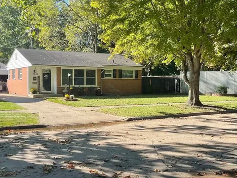 7760 Banner St, Taylor, MI 48180