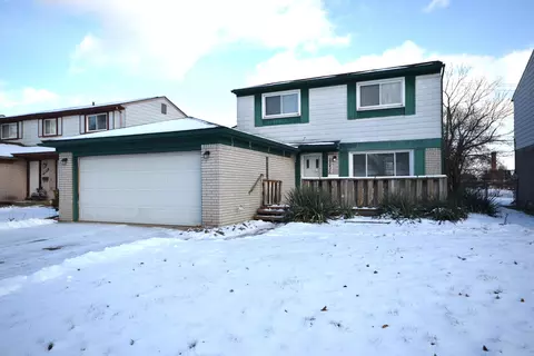 26030 Marlowe Plc Pl, Oak Park, MI 48237