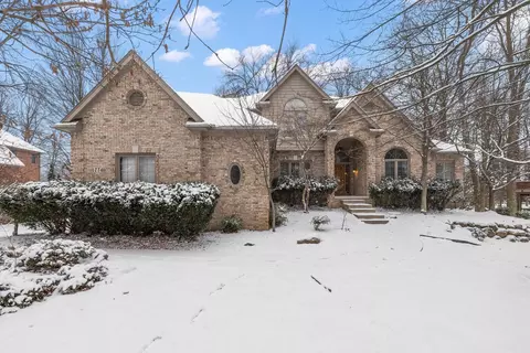 1774 Gleneagles, Highland, MI 48357