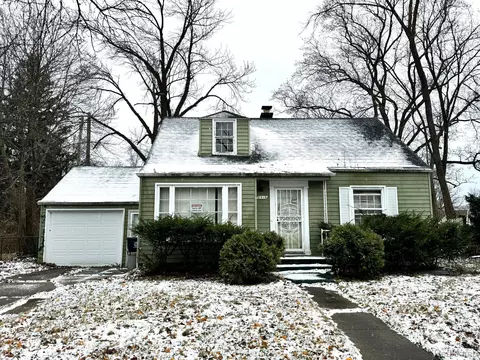 2415 W Dayton St, Flint, MI 48504