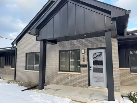 2547 Biddle Ave, Wyandotte, MI 48192