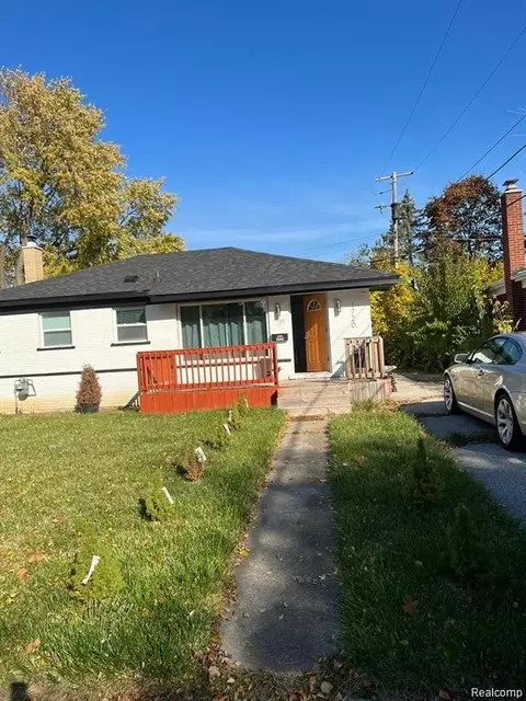 1720 Marlowe Dr, Flint, MI 48504