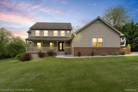 6503 Mountview, Genoa, MI 48116