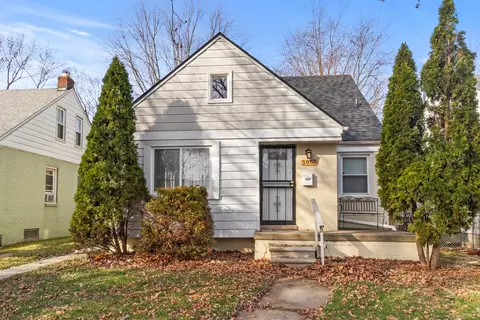 5967 University, Detroit, MI 48224